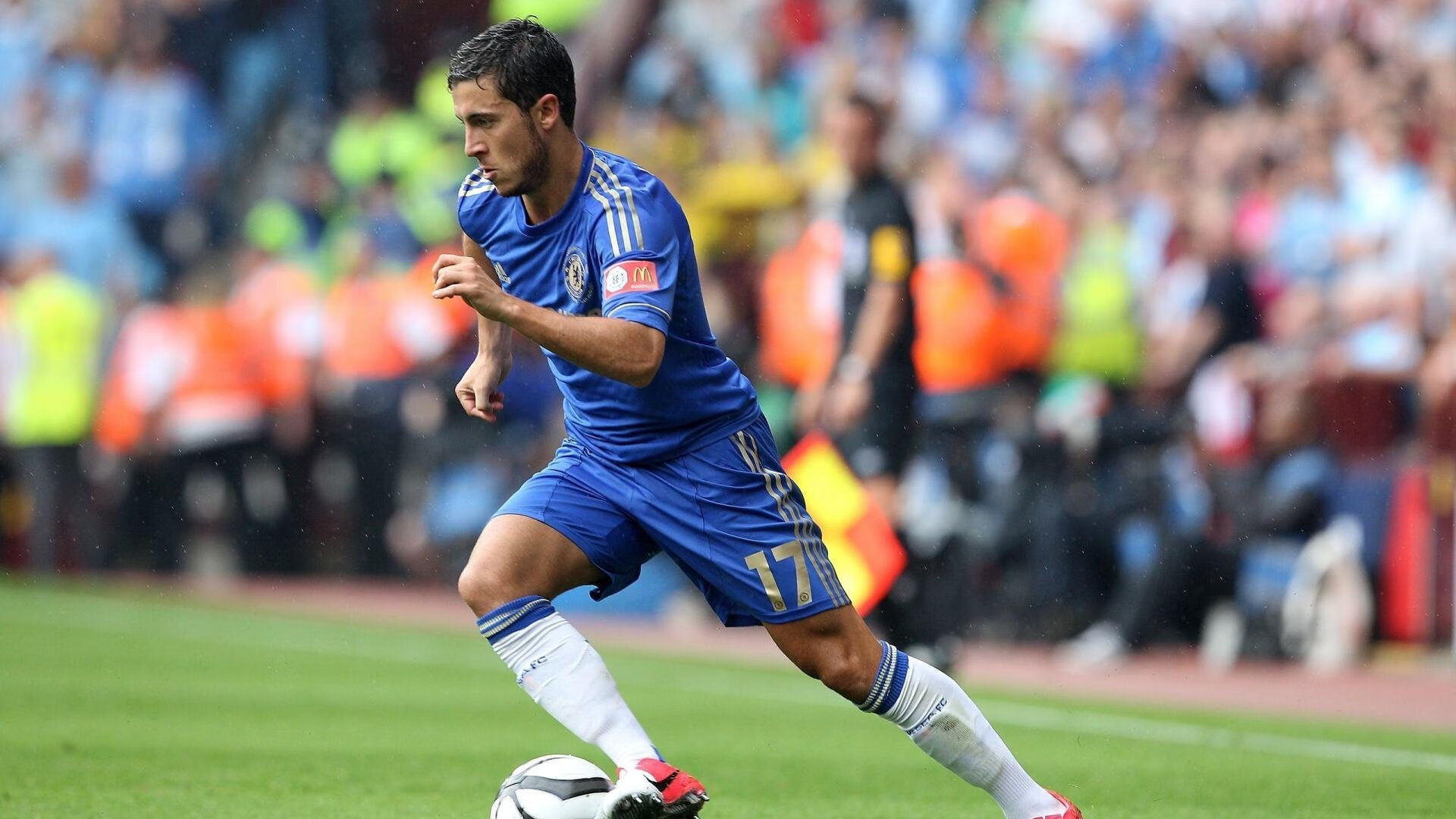 体育新闻中心推动体育视频内容多语言自动翻译，体育新闻播报视频