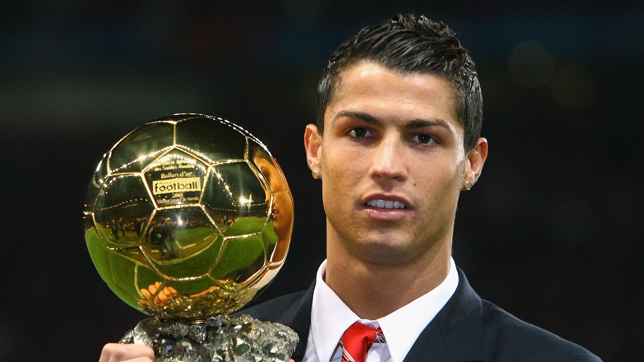 塔特的球场指挥官作用，令袋鼠队攻守如行云流水