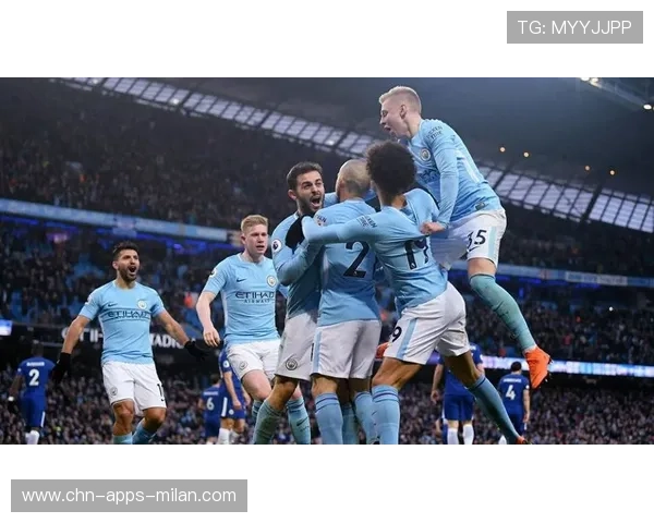 内维尔放话：曼城与利物浦仍可拦截枪手登顶